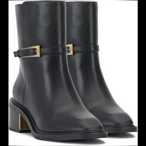 Vince Camuto Black Heeled Boots Size 6